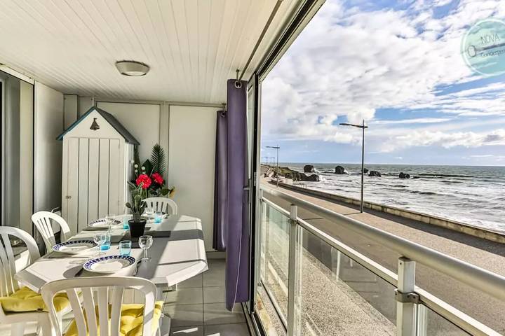 Gîte pour 2 personnes, avec Balcon dans Plage De Sion