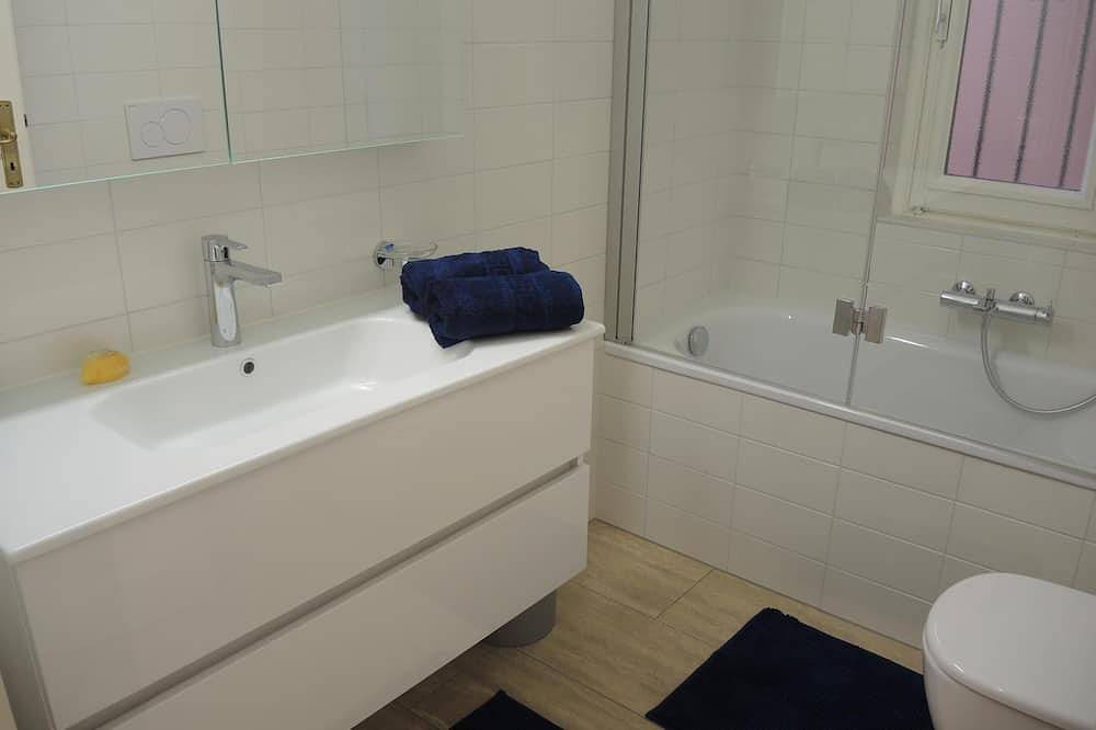 Ganze Wohnung, Altstadtwohnung im Herzen der Tessiner Hauptstadt – ideal für einen stilvollen C in Bellinzona, Lepontinische Alpen