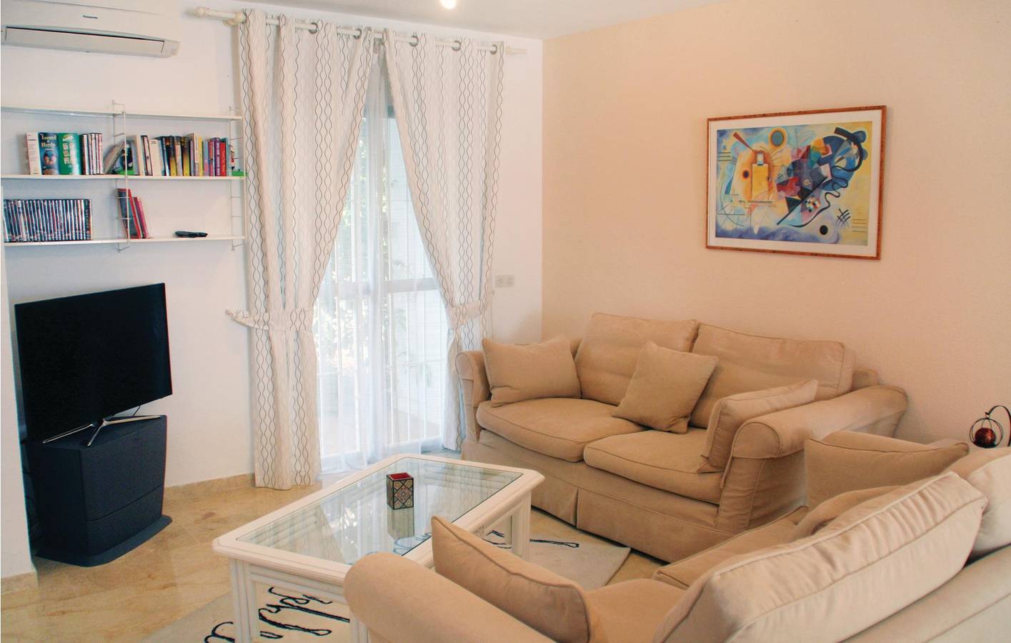 Appartement mit Poolterrasse - Strand 1km - WiFi in Paraiso Alto, Estepona