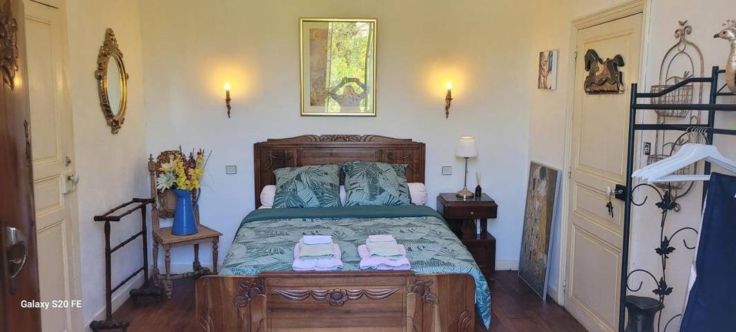 Chambre d’hôte pour 2 personnes, avec Terrasse ainsi que Jardin et Vue
