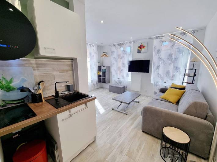 Gîte pour 2 personnes, avec vue à Lalouvesc - 4