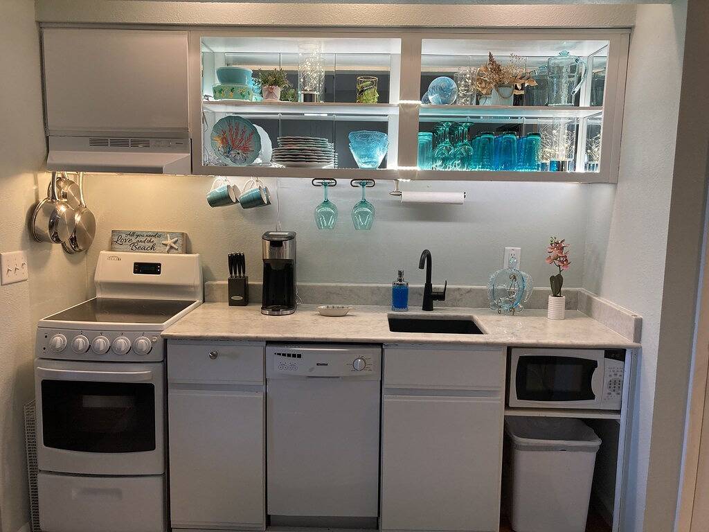 Ganze Wohnung, Das ist es! Eigentumswohnung am Wasser in Navarre Beach mit Pool, Angelpier in Pensacola Beach, Emerald Coast