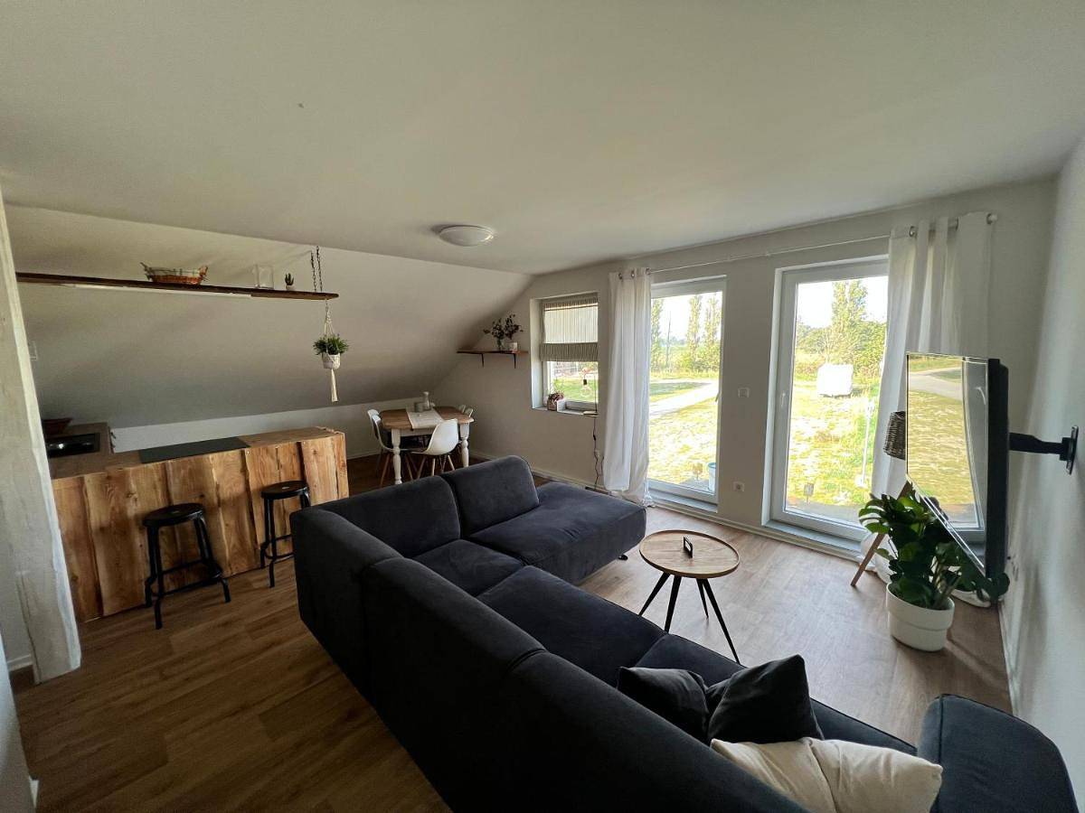 Ganze Ferienwohnung, Standard Double Room with Shared Bathroom in Prohn, Stralsund Umland