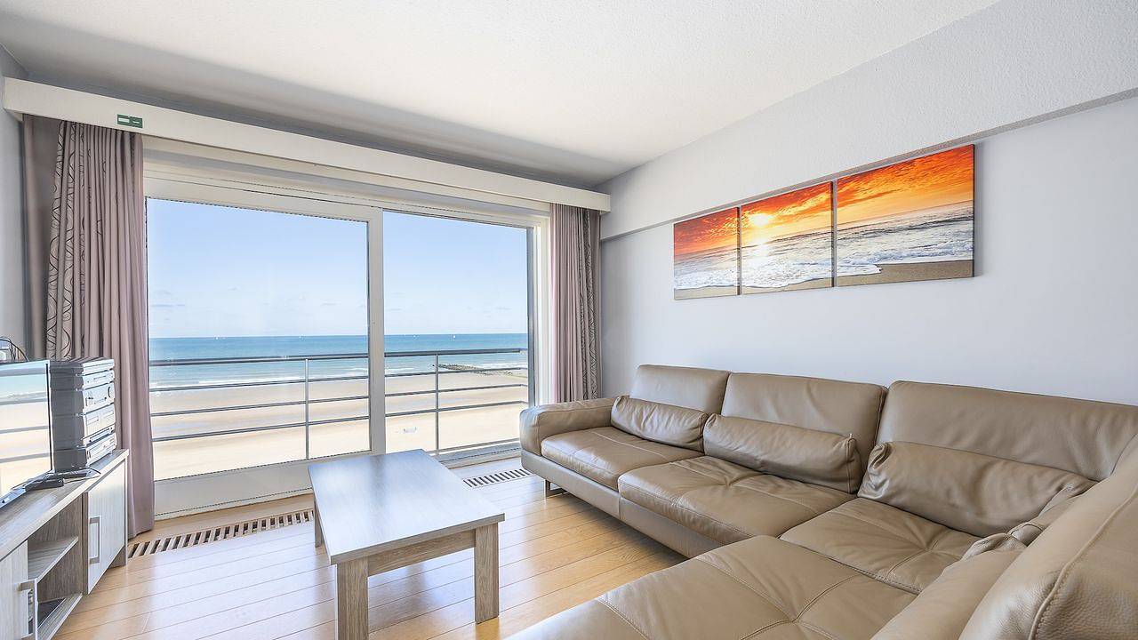 Appartement de vacances entier, Appartement de vacances pour 5 personnes avec piscine in Middelkerke, Côte belge