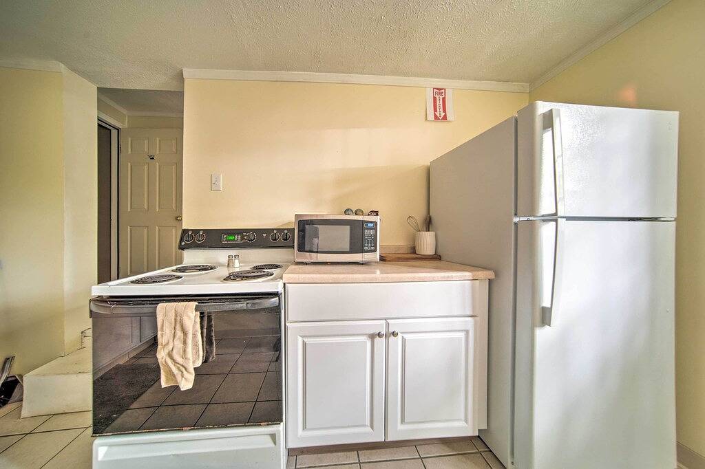 Geneva-on-the-Lake Cottage mit Patio - Gehen Sie zum Ufer in Geneva-on-the-Lake, Ashtabula County