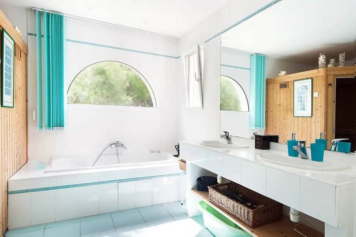 Villa 4 Sterne in der Nähe des Meeres - Schwimmbad und Sauna in Angoulins, La Rochelle und Umgebung
