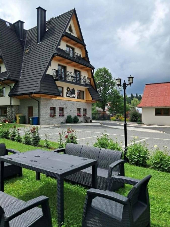 Apartament wakacyjny dla 5 osób, z widok i ogród, Dla rodziny w Czarna Góra