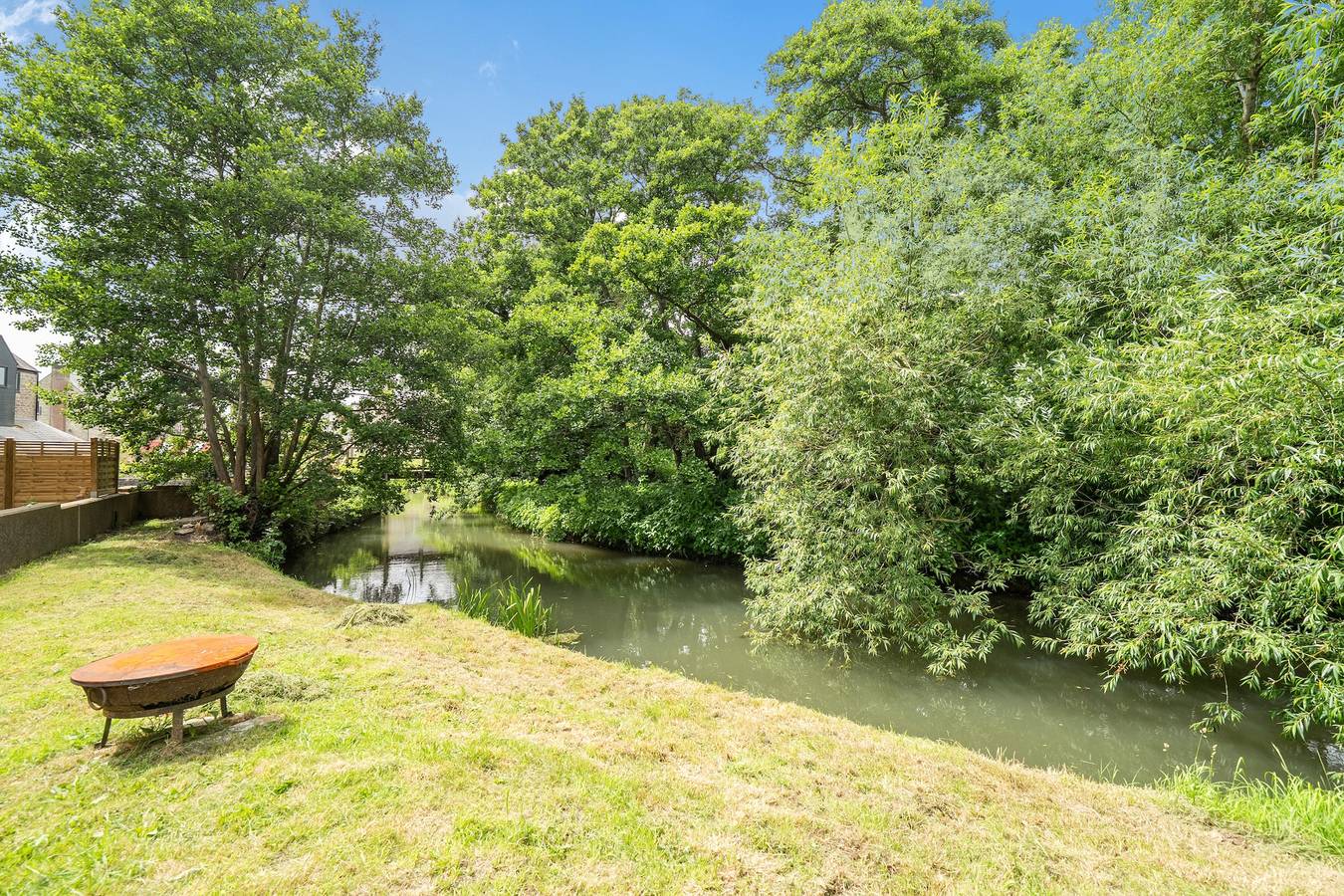 Entire holiday apartment, Beautiful Pad Near World Heritage Jurassic Coast in Bridport, Dorset