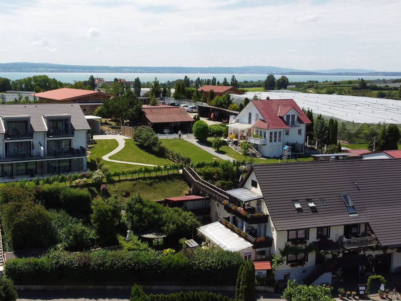 Ganze Ferienwohnung, Reblandhof Siebenhaller - Appartement Merlot, 50 qm mit 1 Schlafzimmer, max. 4 Personen in Kippenhausen, Immenstaad am Bodensee