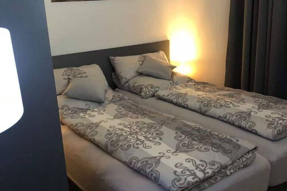 Ferienhaus mit Top-Ausstattung, nur 8 Gehminuten bis zum Strand, Hunde erlaubt in Renesse Strand, Renesse