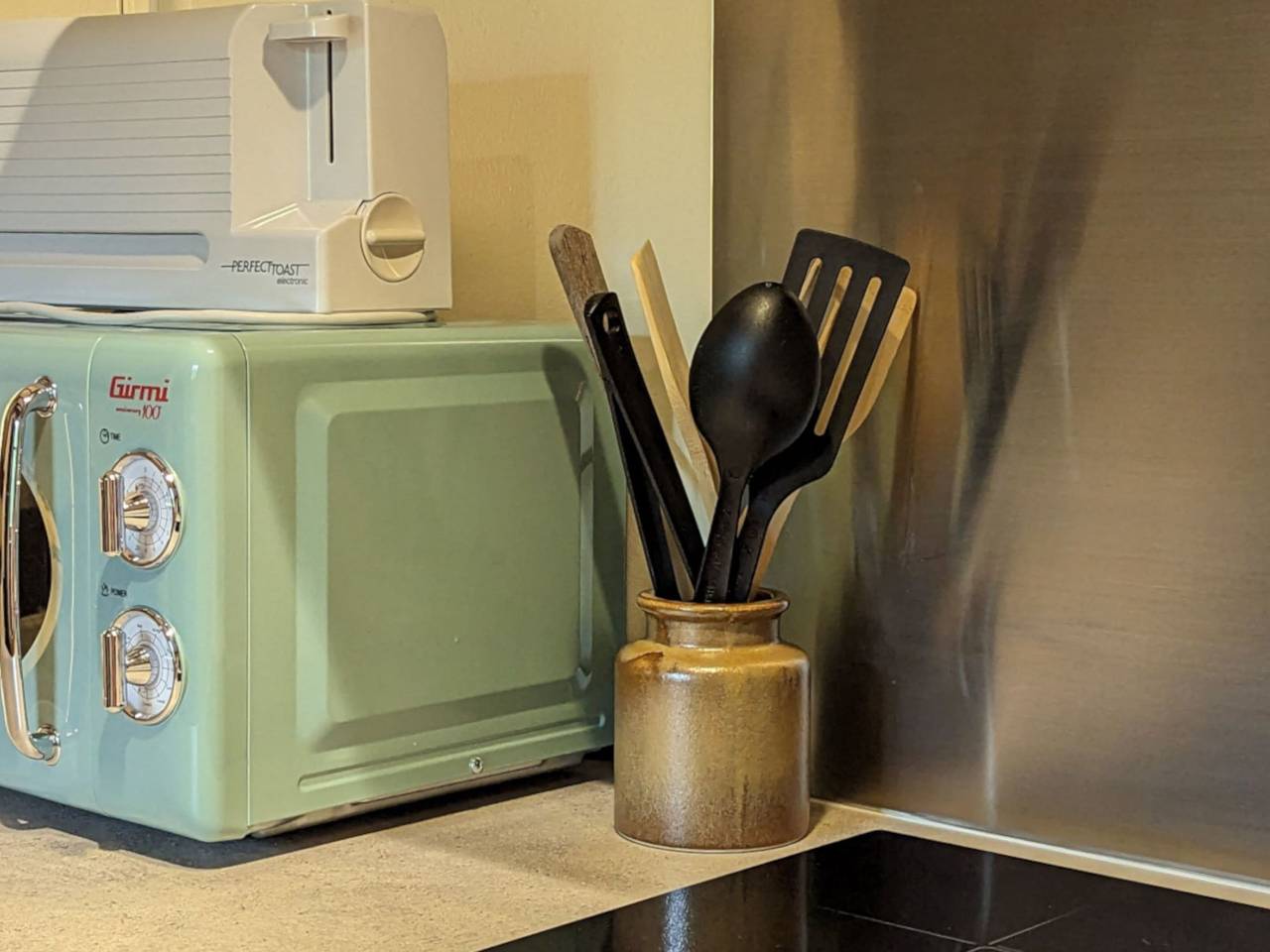 Geheel appartement, Studio "Vert d'Eau" mit Blick auf das Wasser in Urval, Périgord Pourpre