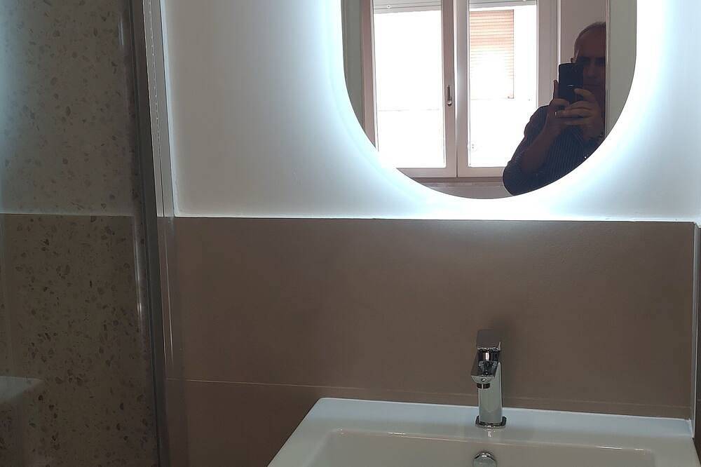 Appartamento intero, Piccolo paradiso Suite in pieno centro Castel di Sangro in Castel di Sangro, Provincia di L'Aquila