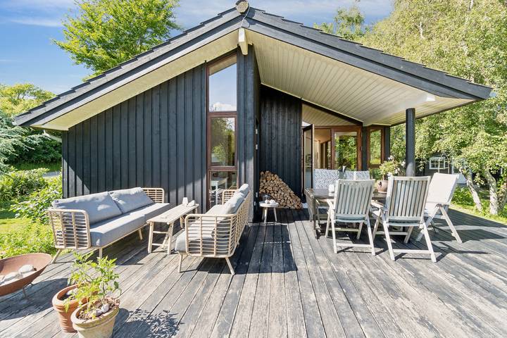 Feriehus for 6 personer, Terrasse og Hage i tillegg til Utsikt og Innsjøutsikt i Gilleleje