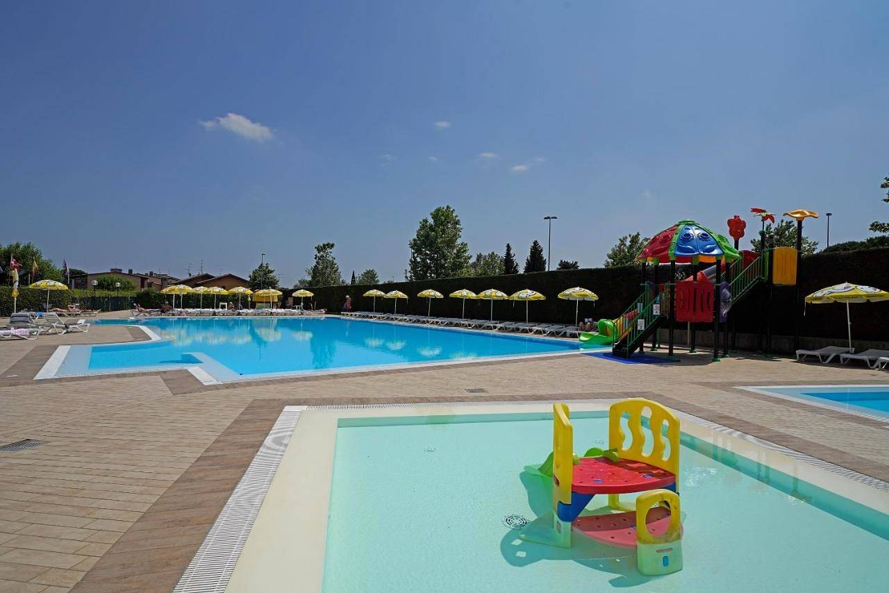 Residence Villaggio Tiglio in Sirmione, Prealpi Gardesane