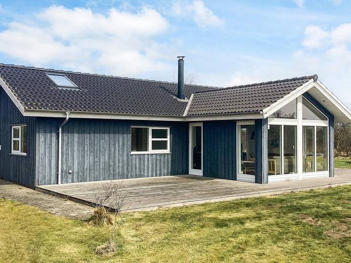 Ferienhaus für 8 Personen, mit Terrasse und Garten sowie Sauna in Tranum Strand - 4