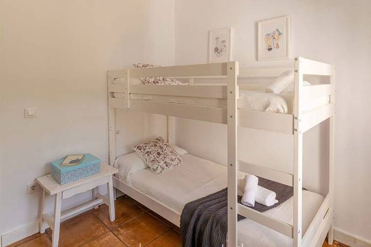 Gîte pour 8 personnes, animaux acceptés à Lora del Río - 4