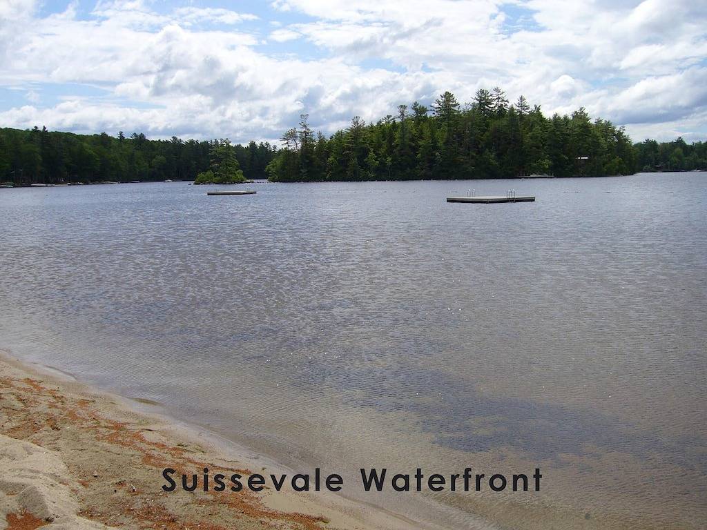 Large Suissevale Winnipesaukee Home 2 Minute Walk To Beach in Moultonborough, Lake Winnipesaukee