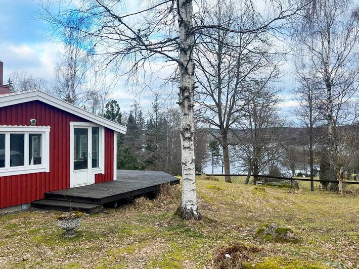 Ferienhaus für 4 Personen, mit Balkon und Seeblick