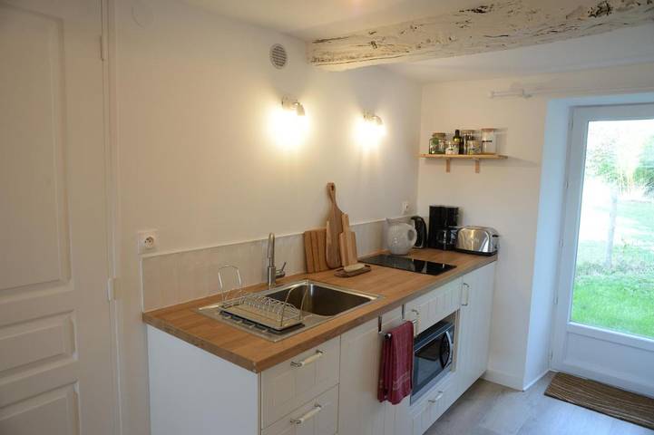 Location de vacances pour 2 personnes, avec jardin et vue à Orgères - 2