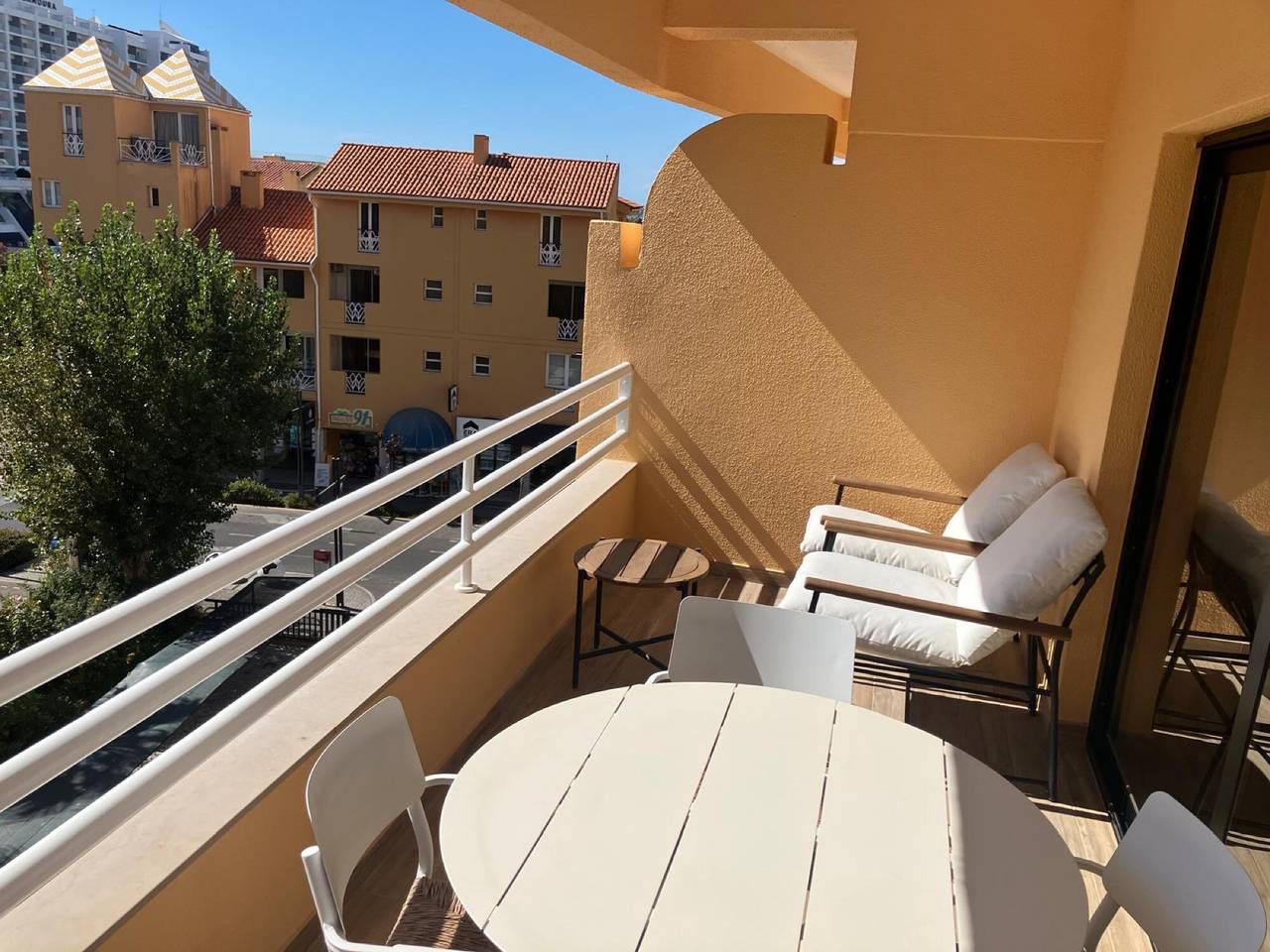 Appartement entier, Appartement « Marina Mar » avec piscine partagée, Wi-Fi et climatisation in Vilamoura, Quarteira