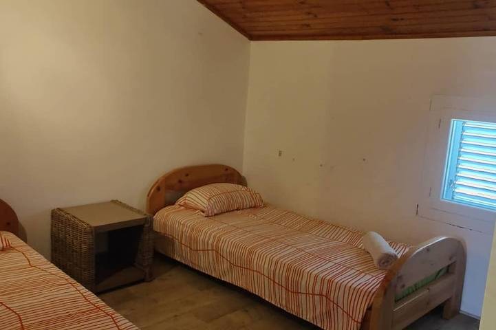 Location de vacances pour 8 personnes, avec terrasse et jardin, animaux acceptés à Penta-di-Casinca - 4