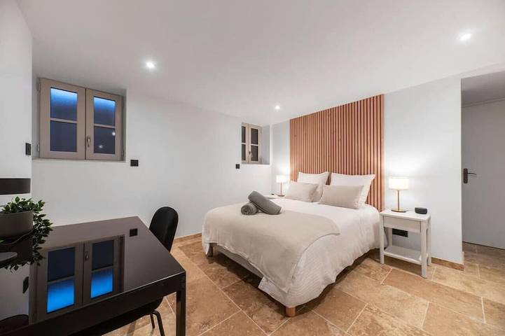 Ganze Wohnung, Klimatisierte Designerwohnung mit Terrasse in Vichy, Vichy und Umgebung
