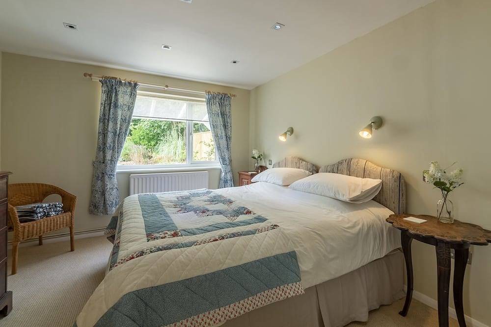 Betty's Cottage, Brancaster, Norfolk in Brancaster, Norfolk Coast