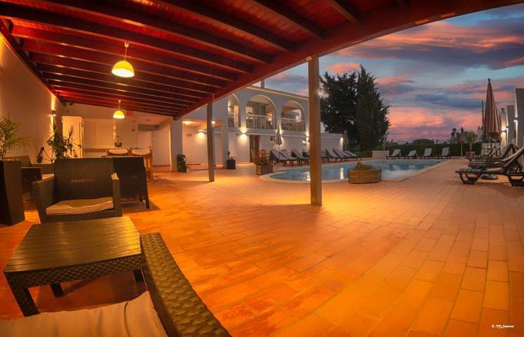 Maison d’hôte pour 4 personnes, avec balcon ainsi que vue et piscine à Carvoeiro - 3