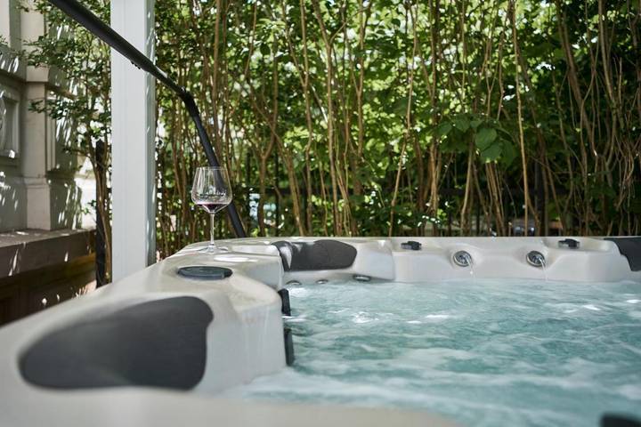 Ferienhaus für 6 Personen, mit Garten und Pool sowie Whirlpool in Freiburg - 3