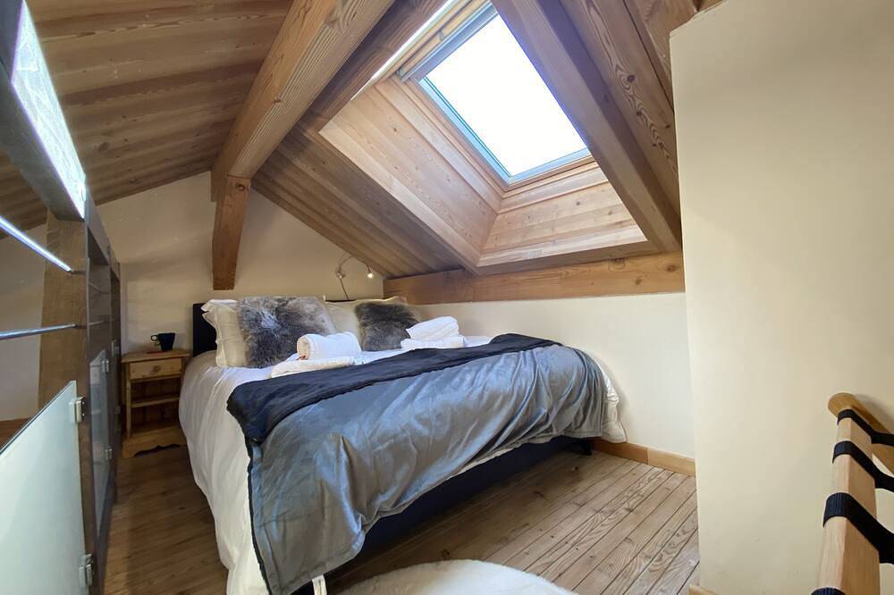 Chalet Panoramique | Vue, Jacuzzi, Sauna, Cheminée, Terrasse | Serre Chevalier in Saint-Chaffrey, Serre Chevalier