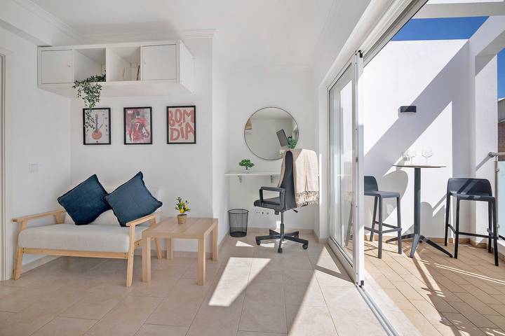 Appartement entier, Appartement 'Casa Zavage' avec terrasse privée, Wi-Fi et climatisation in Cabanas de Tavira, Conceição e Cabanas de Tavira