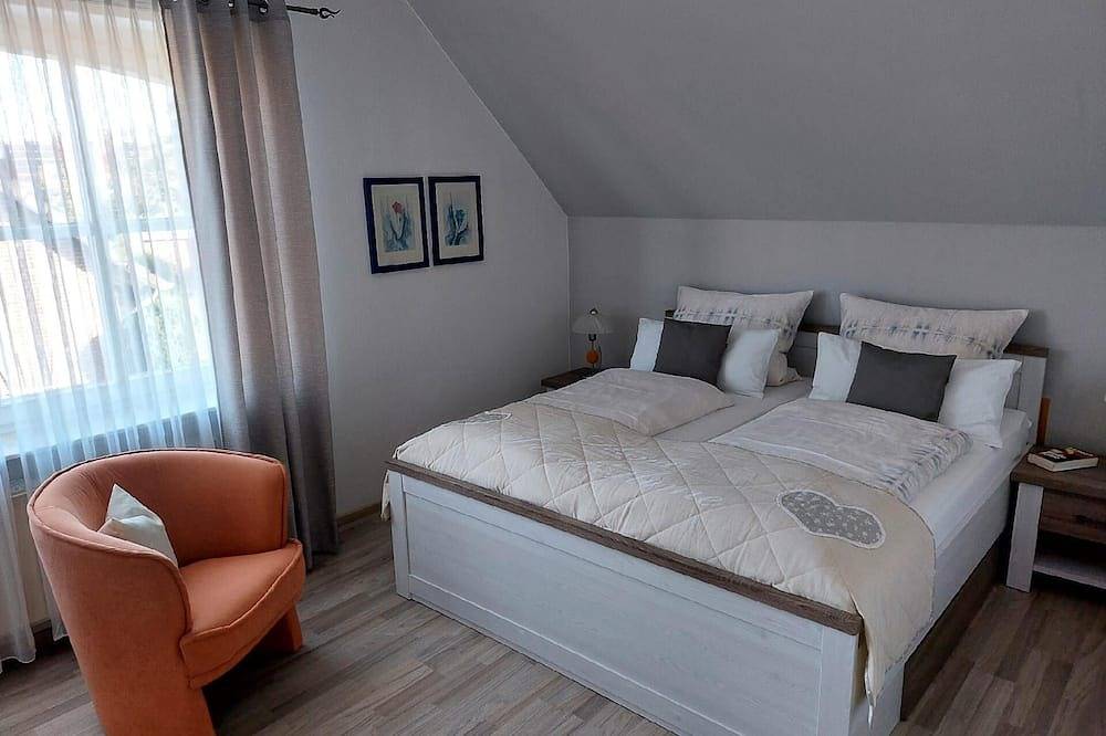 Ferienwohnung Zetel für 1 - 3 Personen mit 2 Schlafzimmern - Ferienhaus in Zetel, Metropolregion Bremen-Oldenburg