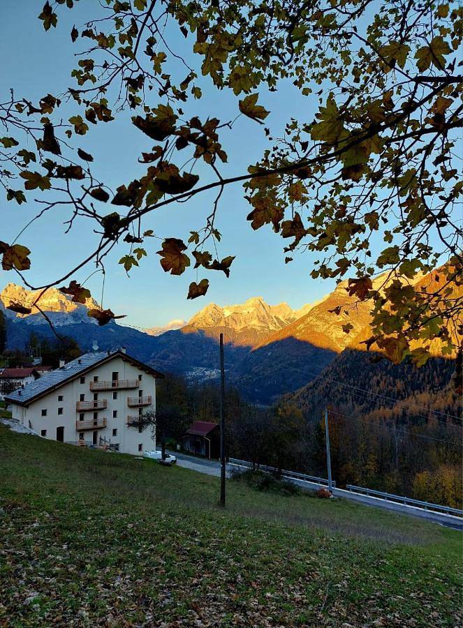 Ferienwohnung für 5 Personen, mit Garten und Ausblick
