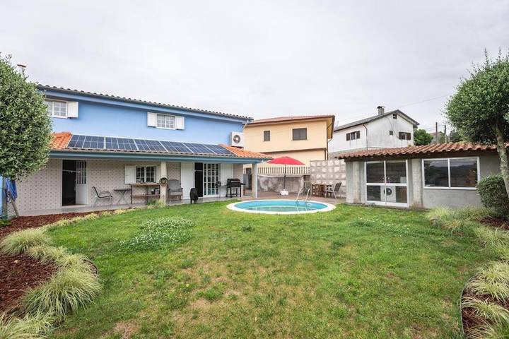 Maison d’hôte pour 6 personnes, avec piscine ainsi que jardin et vue, animaux acceptés dans Amares - 2
