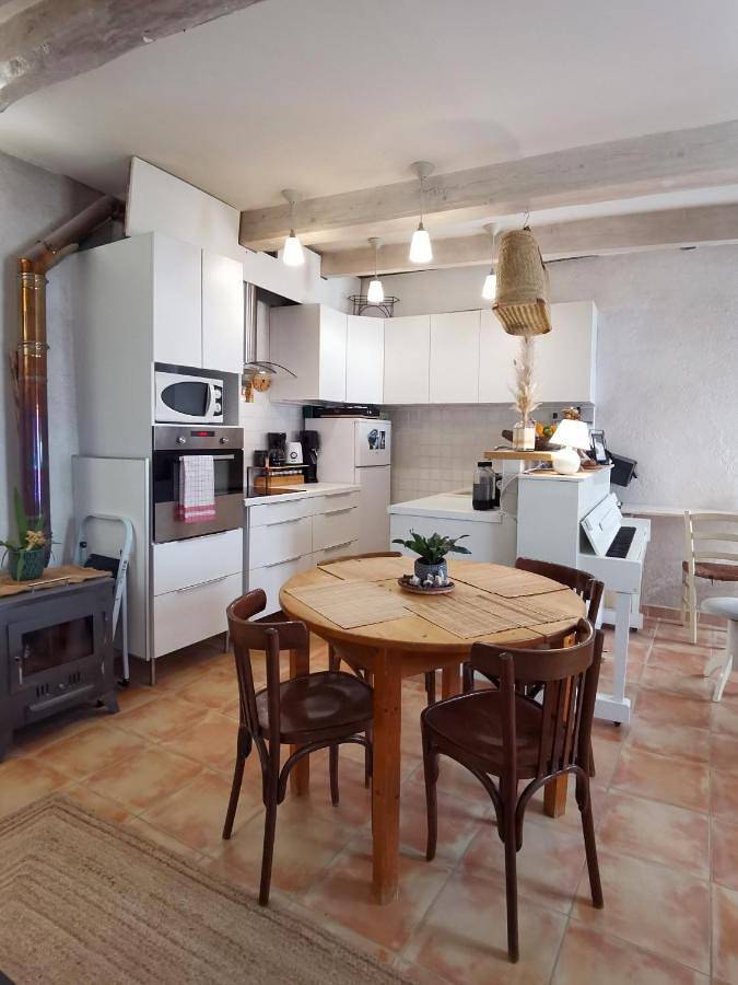 Double Room with Private Bathroom in Esparron-de-Verdon, Alpes-de-Haute-Provence