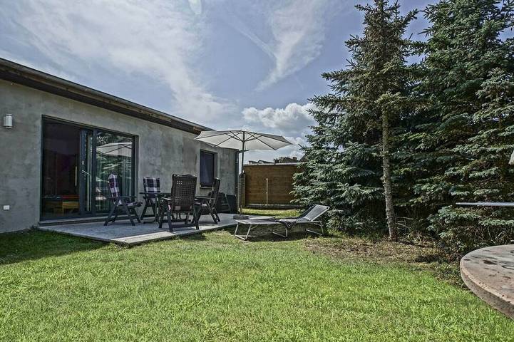 Ferienhaus für 6 Personen, mit Garten und Terrasse in Mönkebude