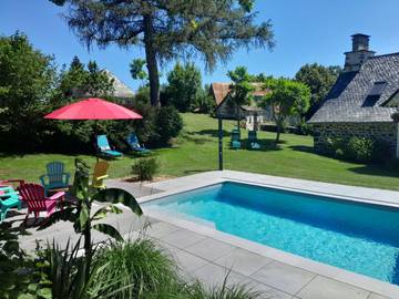 Gîte pour 5 personnes, avec jardin ainsi que terrasse et piscine dans Moussages
