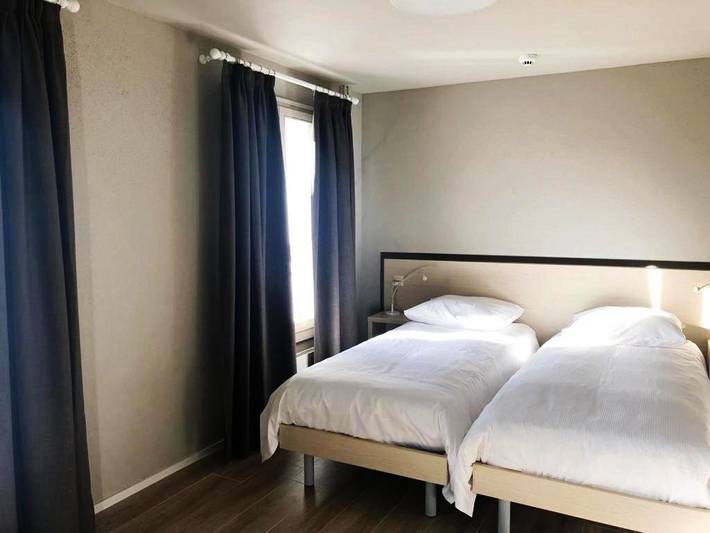 Hôtel pour 4 personnes, avec vue et terrasse à Conthey - 2