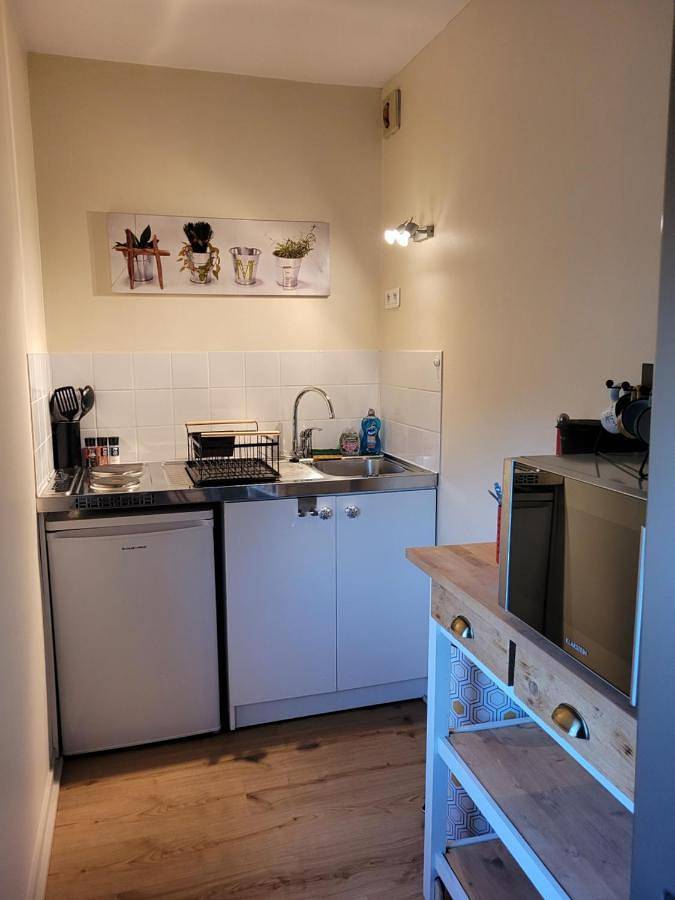 Appartement entier, Studio récent résidence Charles Quint in Gray, Haute-Saône