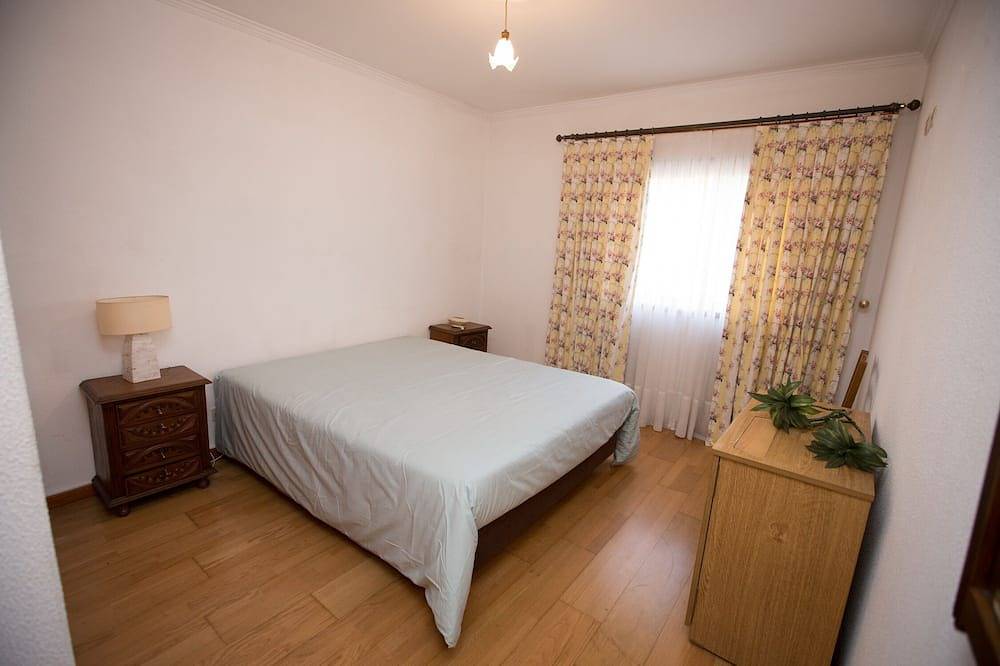 Ganze Wohnung, Neu renoviertes T3 in Povoa de Varzim in Povoa de Varzim, Porto Distrikt