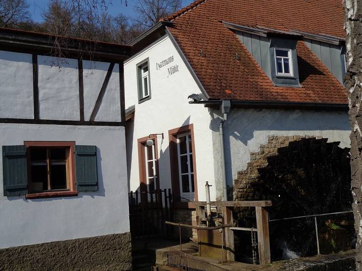 Apartamento entero, Apartamento de vacaciones para 4 personas con balcón in Eußenheim, Maindreieck