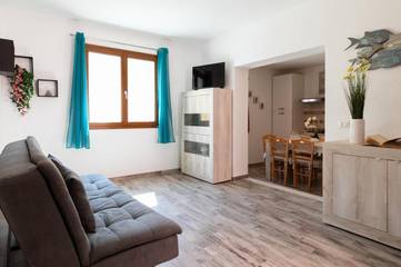 Gîte pour 5 personnes, avec vue, animaux acceptés à Sant'Antonio di Gallura