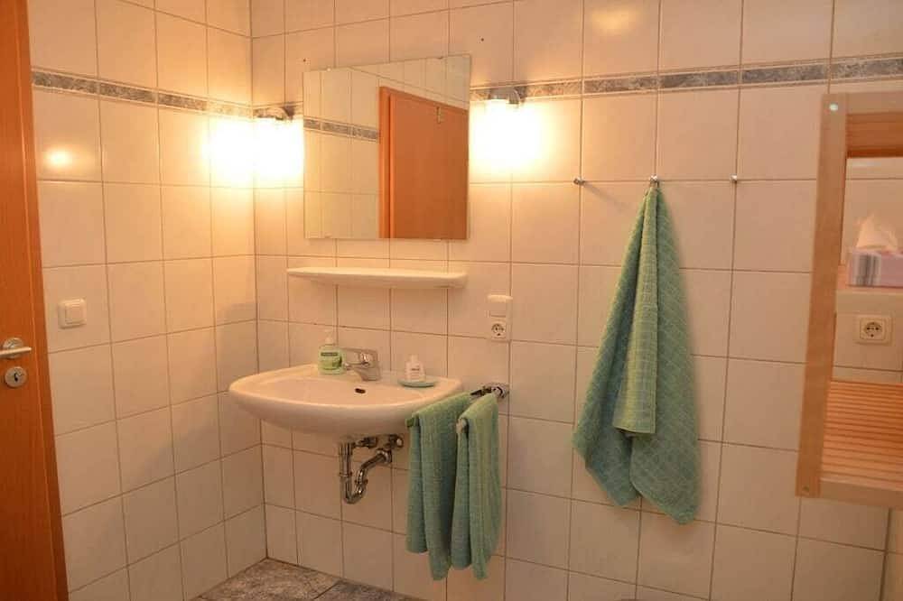 Wohnung mit 1 Schlafzimmer in Horn-Bad Meinberg, Kreis Lippe