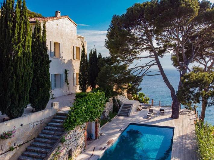Villa pour 24 personnes, avec vue ainsi que piscine et jardin, animaux acceptés à Cassis - 4