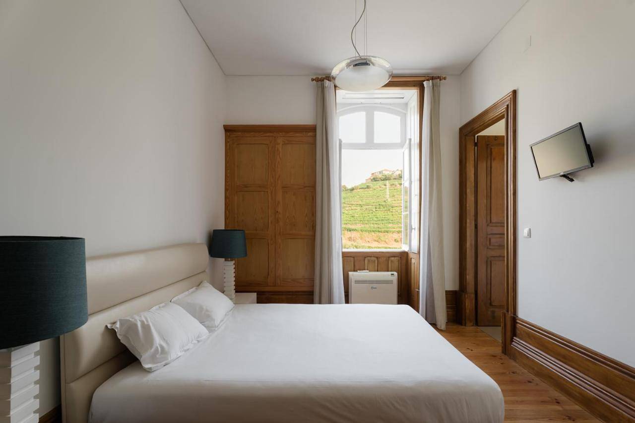 Deluxe Villa in Cambres, Vale do Douro