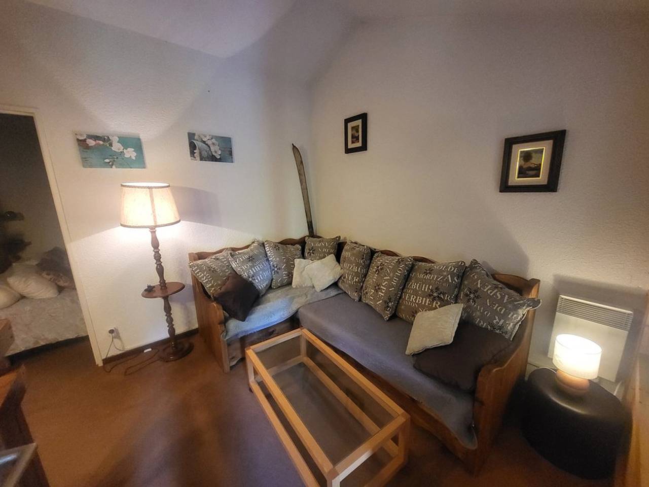 Entire apartment, 3-bedroom duplex at the foot of the slopes in Montgenèvre in Montgenèvre, Briançon region
