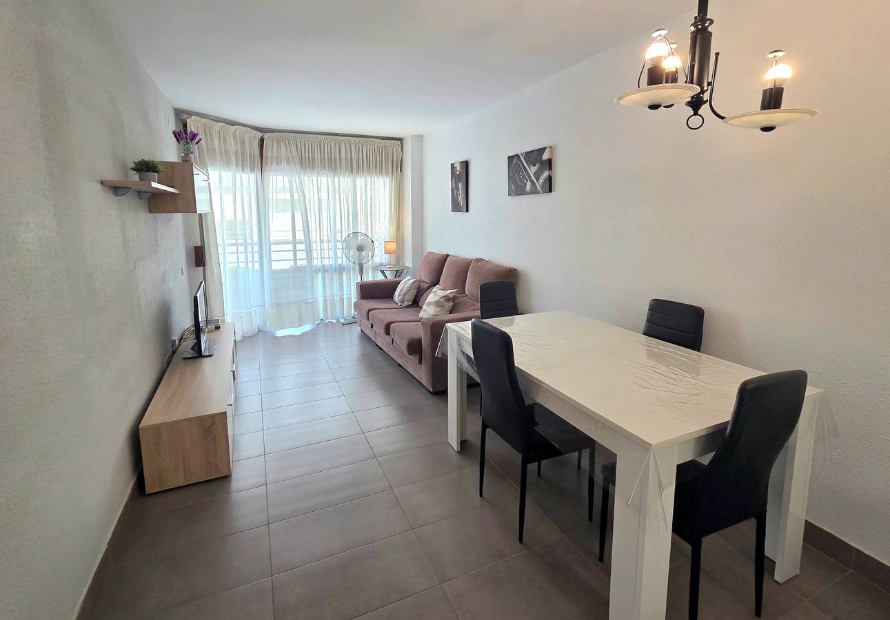 Appartement entier, Homeholidaysrentals Frida - Costa Barcelona in Pineda de Mar, Costa del Maresme