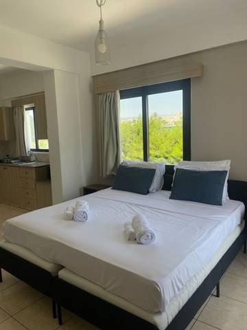Gîte pour 2 personnes, avec balcon à Paphos (ville)