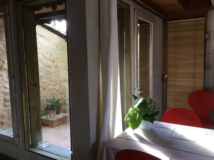 Gîte pour 10 personnes, avec terrasse et jardin en Gironde - 4