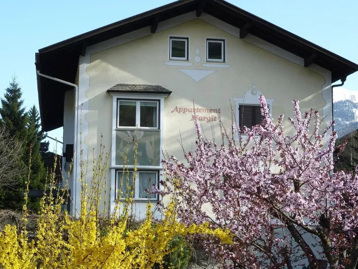 Ferienwohnung für 3 Personen, mit Ausblick und Garten - 1